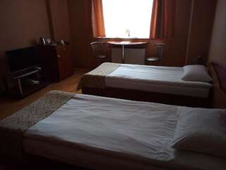 Отель Комфорт Отель Киев Улучшенный двухместный номер с 1 кроватью или 2 отдельными кроватями-2