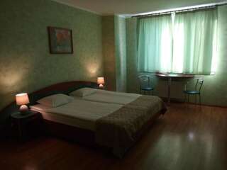 Отель Комфорт Отель Киев Улучшенный двухместный номер с 1 кроватью или 2 отдельными кроватями-20