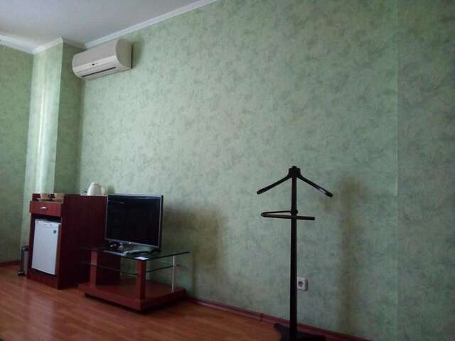 Отель Комфорт Отель Киев-7